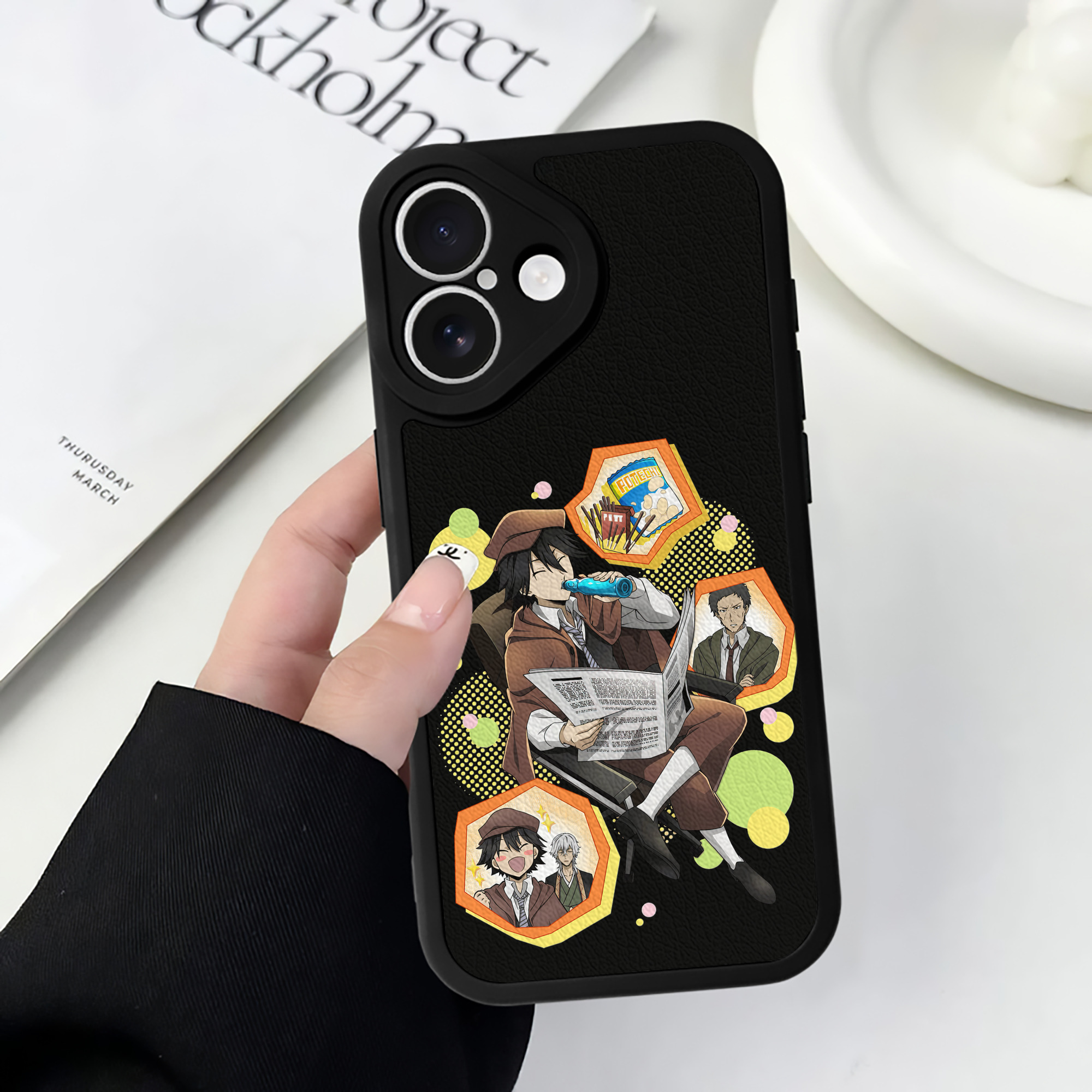 （画像用） 文豪ストレイドッグス Bungo Stray Dogs 【iPhone 16シリーズ対応】シリコンスマホケース（レザー調） 材質：シリコン